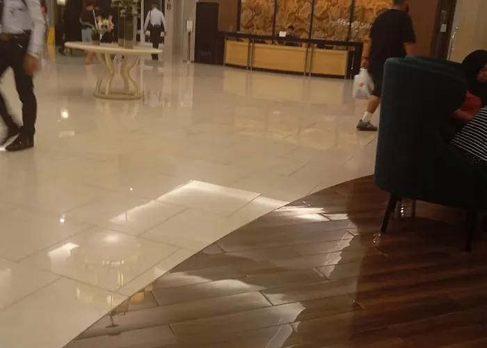 Shell By Jay Apartment Manila